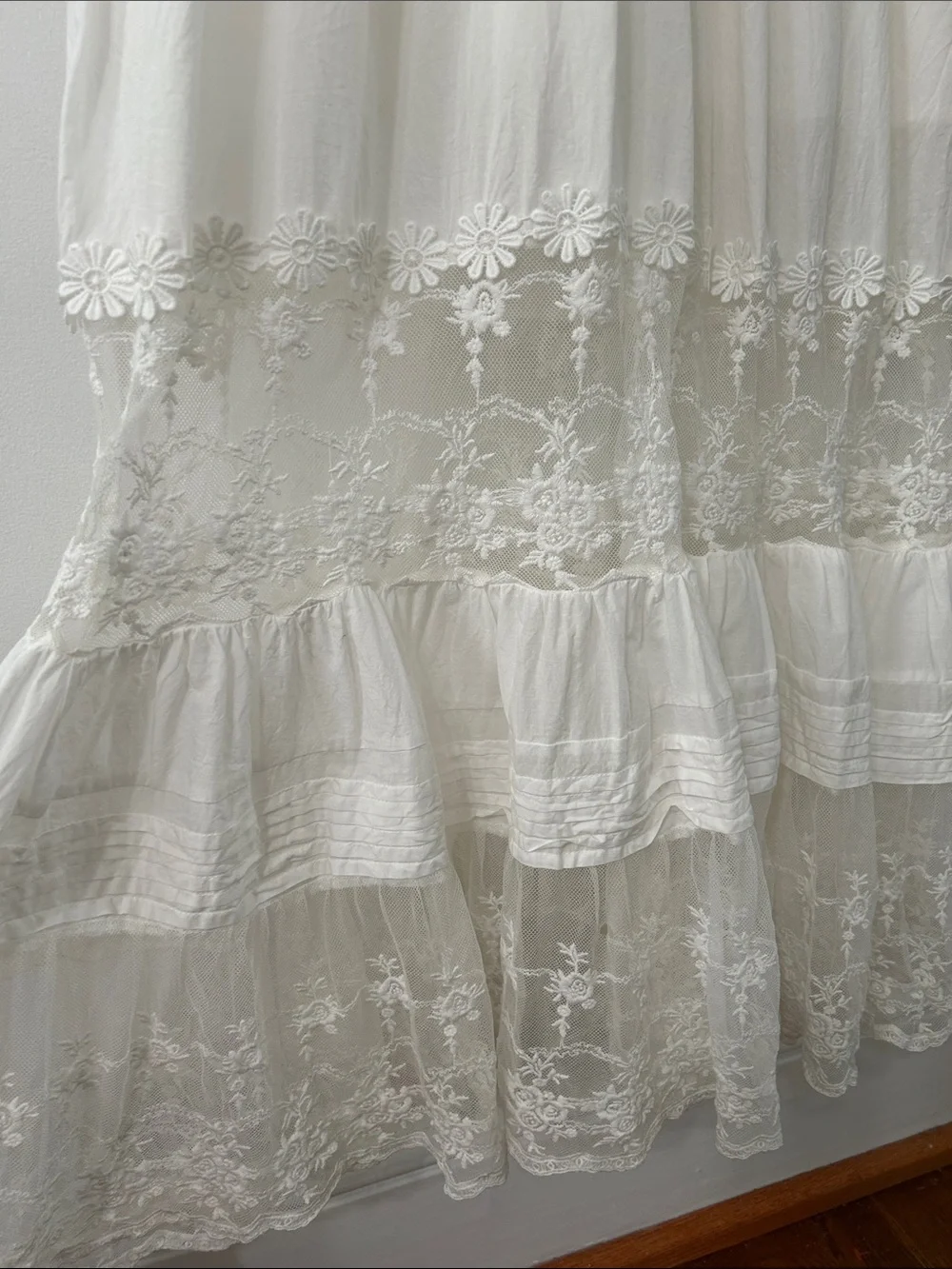 White Lace Bohemian Maxi Dress Tiered Smocked Empire Waist Embroidered Bridal - Picture 4 of 16